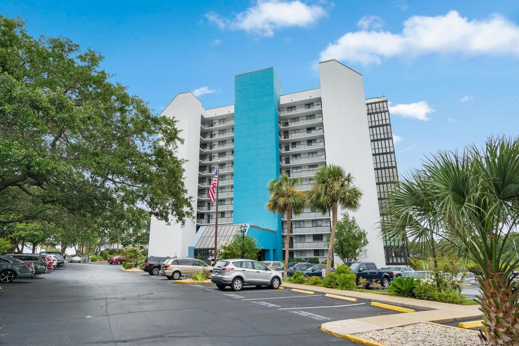 311 69th Ave N Apt 106, Myrtle Beach, SC 29572