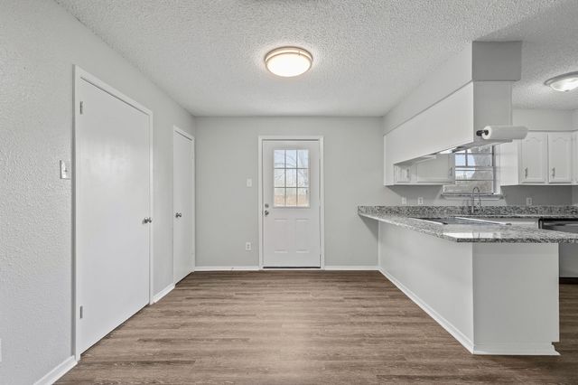 220 S League Street S, Sulphur Springs, TX 75482