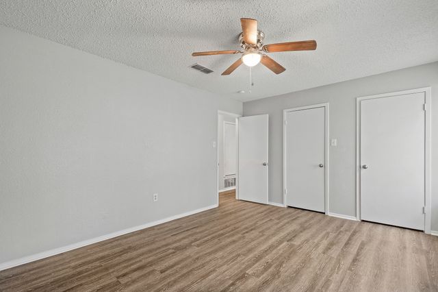 220 S League Street S, Sulphur Springs, TX 75482