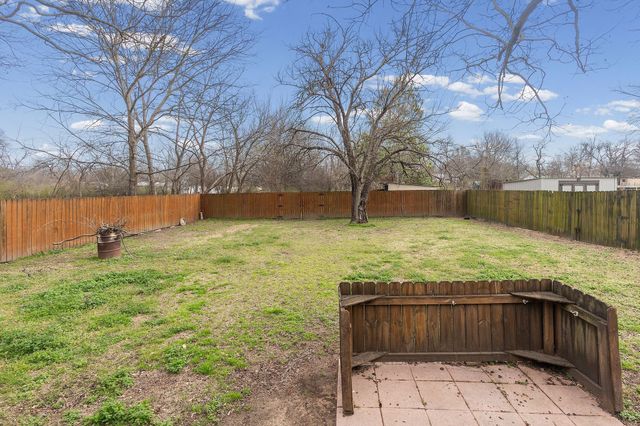 220 S League Street S, Sulphur Springs, TX 75482