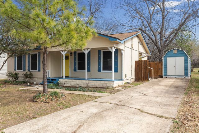 220 S League Street S, Sulphur Springs, TX 75482