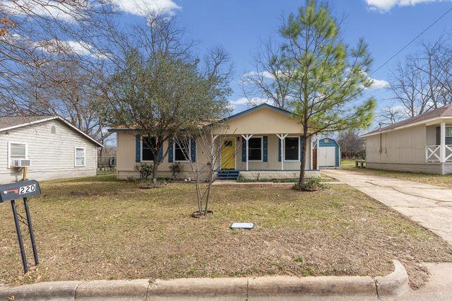 220 S League Street S, Sulphur Springs, TX 75482