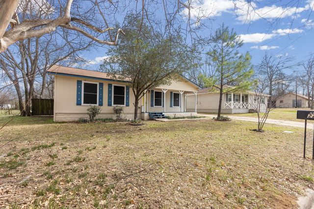 220 S League Street S, Sulphur Springs, TX 75482