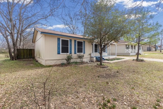 220 S League Street S, Sulphur Springs, TX 75482