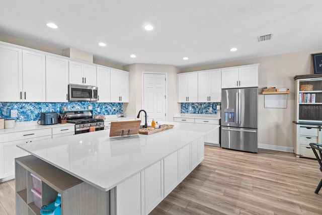 14661 HORSE TROT ROAD, Lithia, FL 33547