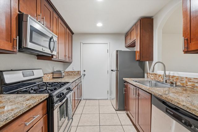 3700 12th Avenue, Sacramento, CA 95817