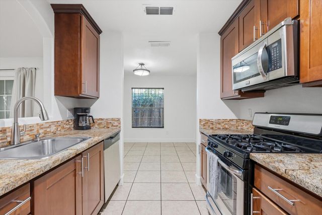 3700 12th Avenue, Sacramento, CA 95817