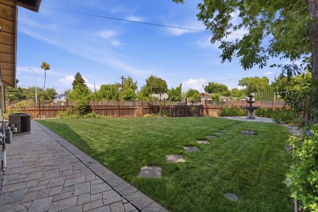 3700 12th Avenue, Sacramento, CA 95817