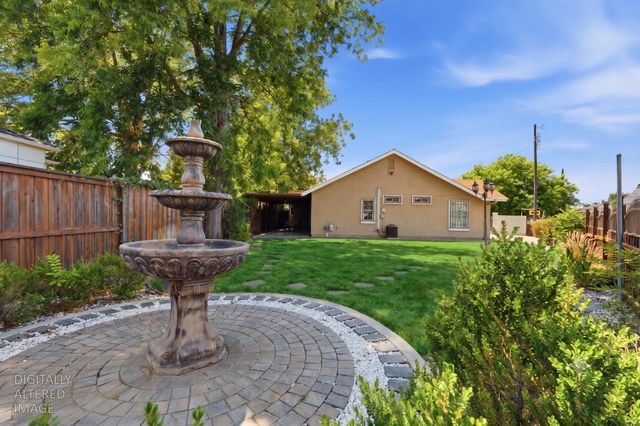 3700 12th Avenue, Sacramento, CA 95817