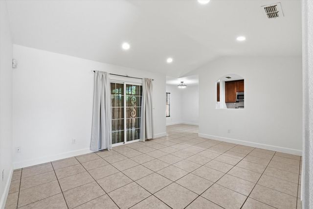 3700 12th Avenue, Sacramento, CA 95817