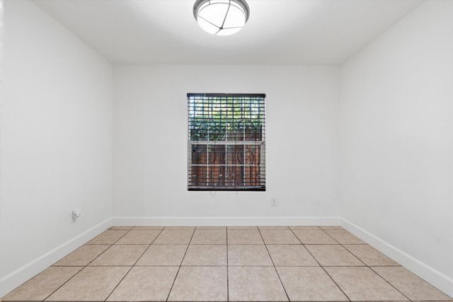 3700 12th Avenue, Sacramento, CA 95817