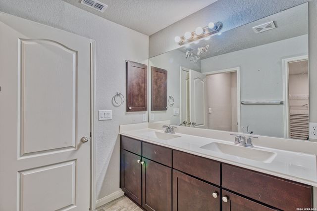 10663 Penelope, Converse, TX 78109