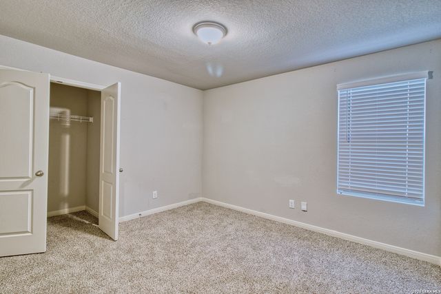 10663 Penelope, Converse, TX 78109