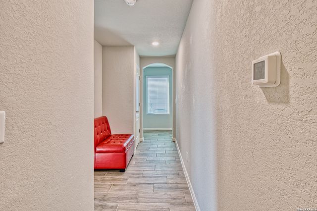 10663 Penelope, Converse, TX 78109
