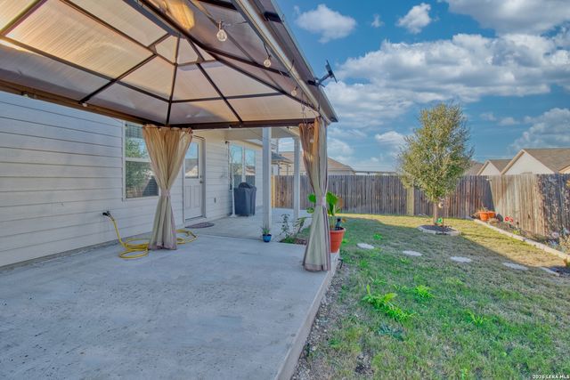 10663 Penelope, Converse, TX 78109