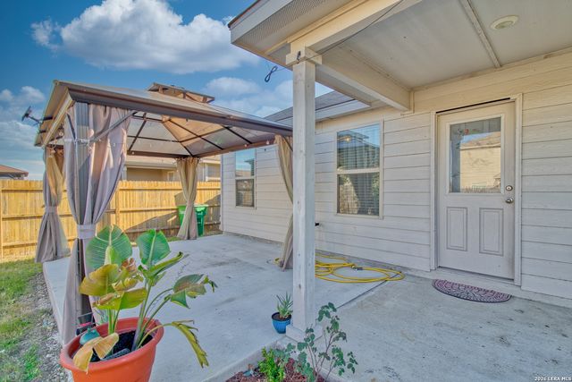 10663 Penelope, Converse, TX 78109