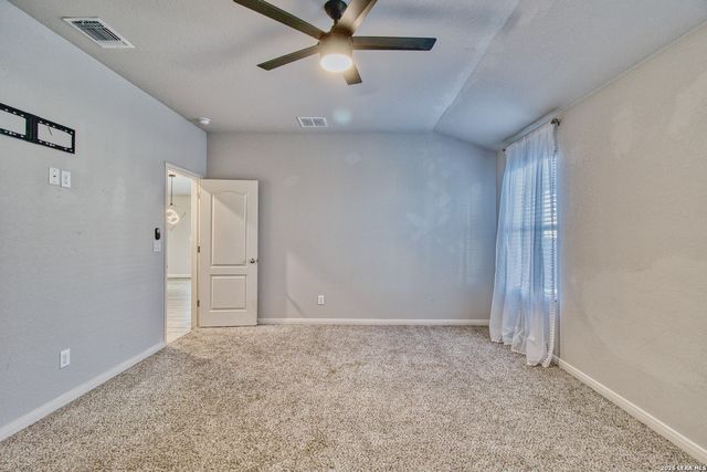 10663 Penelope, Converse, TX 78109