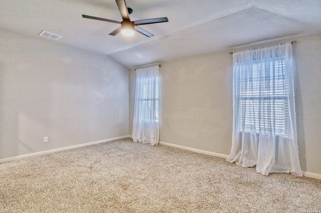 10663 Penelope, Converse, TX 78109