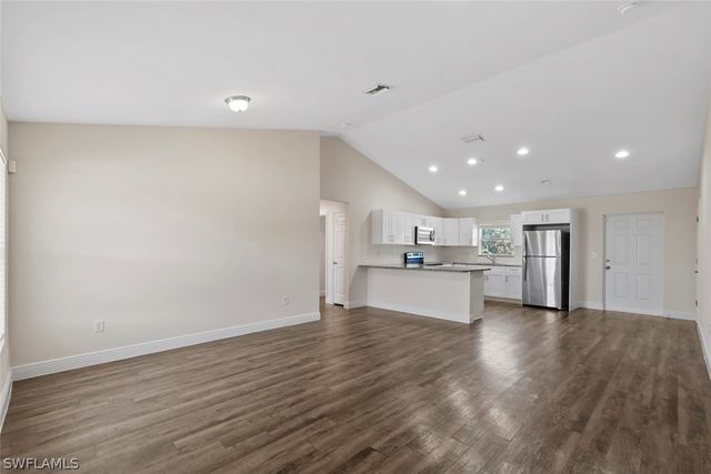 9018 Penny CIR, Labelle, FL 33935