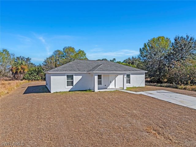 9018 Penny CIR, Labelle, FL 33935