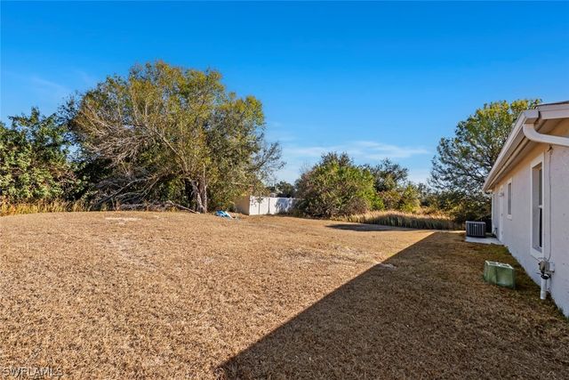 9018 Penny CIR, Labelle, FL 33935