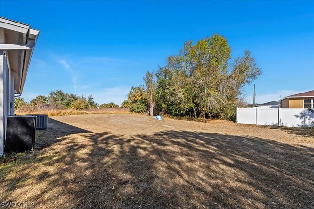 9018 Penny CIR, Labelle, FL 33935