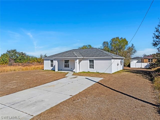 9018 Penny CIR, Labelle, FL 33935