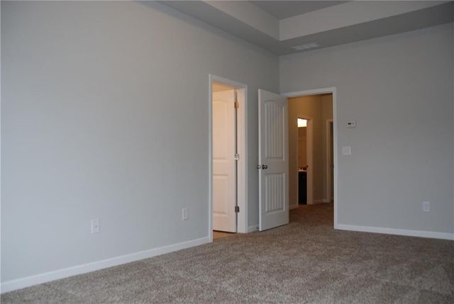 258 Valley Crossing 112, Canton, GA 30114