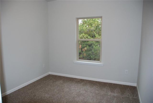 258 Valley Crossing 112, Canton, GA 30114