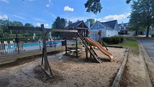 258 Valley Crossing 112, Canton, GA 30114