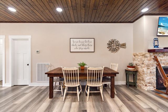 211 Miller Farm Ln, Winchester, TN 37398