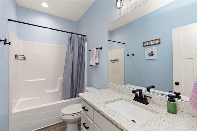 211 Miller Farm Ln, Winchester, TN 37398