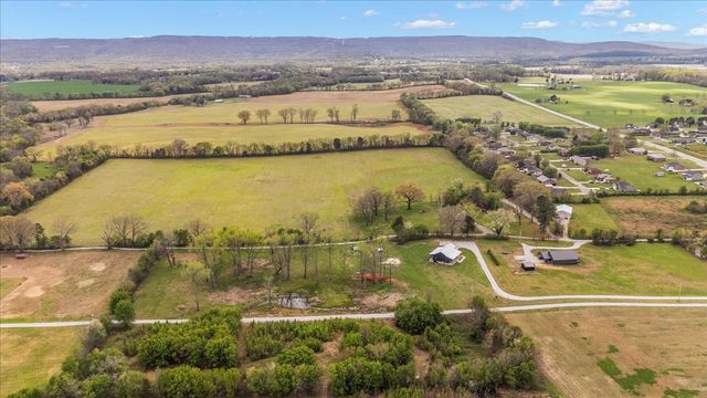 211 Miller Farm Ln, Winchester, TN 37398