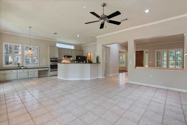 111 Trail Rider WAY, Georgetown, TX 78633