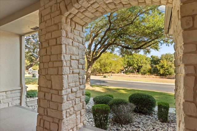 111 Trail Rider WAY, Georgetown, TX 78633