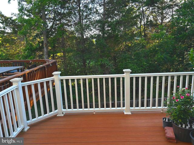 25285 NESTING SQ, Chantilly, VA 20152