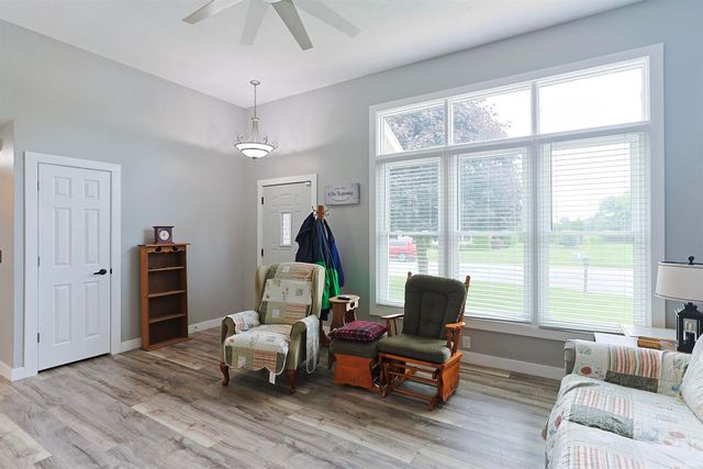 23401 Arbor Pointe Drive, South Bend, IN 46628