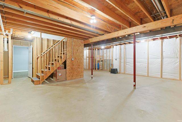 23401 Arbor Pointe Drive, South Bend, IN 46628