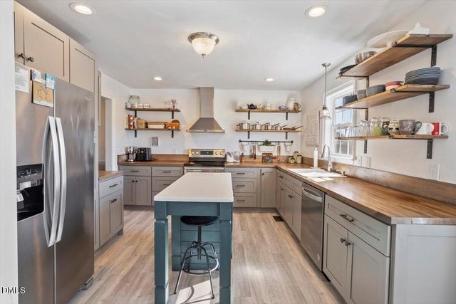 153 Sanidine Lane, Archer Lodge, NC 27527