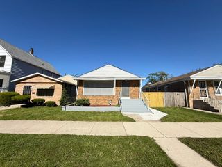 9619 S Bishop Street, Chicago, IL 60643
