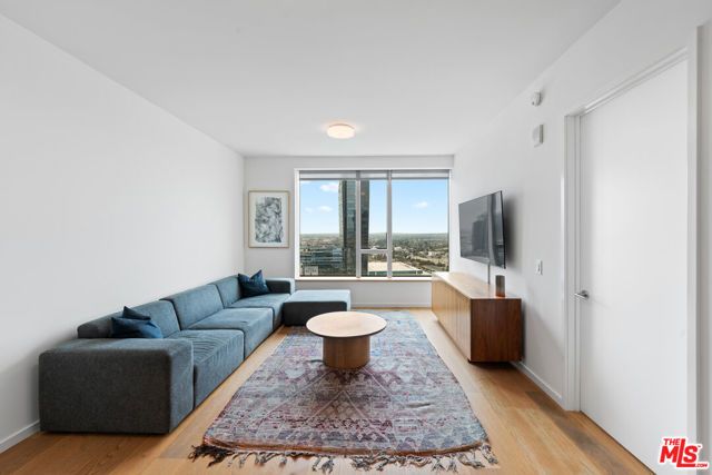 889 Francisco Street 3401, Los Angeles, CA 90017