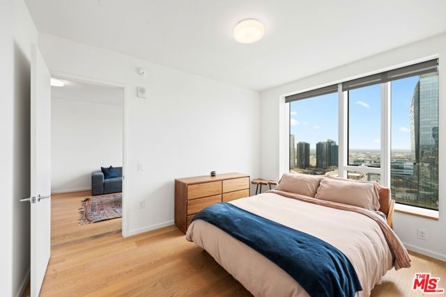 889 Francisco Street 3401, Los Angeles, CA 90017