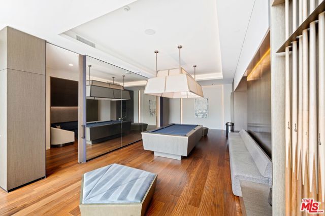 889 Francisco Street 3401, Los Angeles, CA 90017