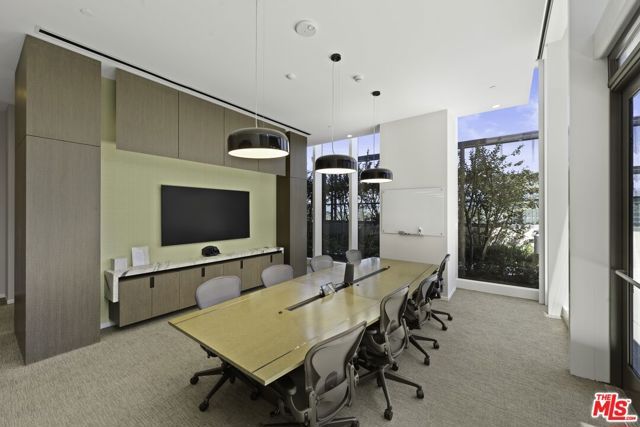 889 Francisco Street 3401, Los Angeles, CA 90017