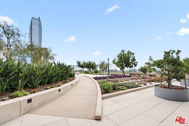 889 Francisco Street 3401, Los Angeles, CA 90017
