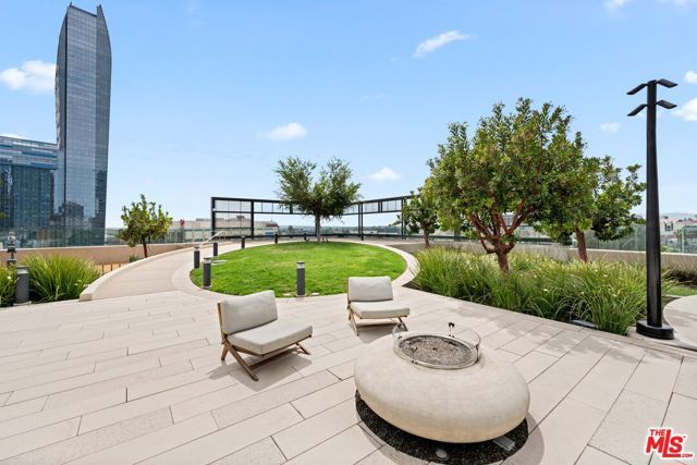 889 Francisco Street 3401, Los Angeles, CA 90017