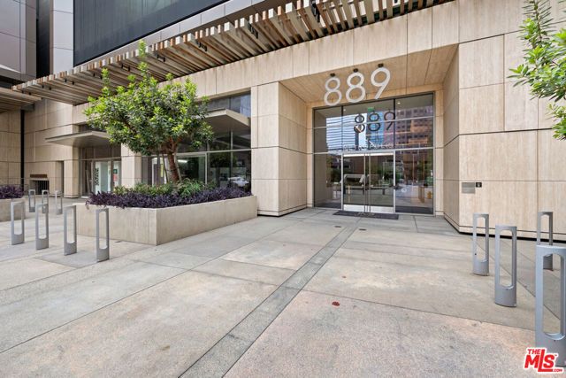 889 Francisco Street 3401, Los Angeles, CA 90017