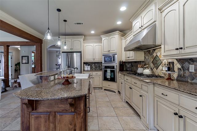 4401 Warbal Trail, Rogers, AR 72758
