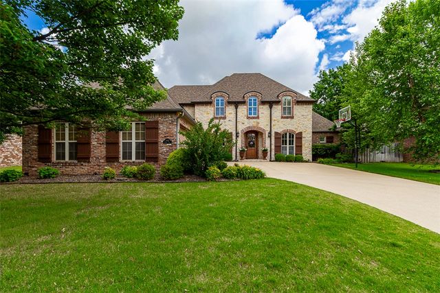 4401 Warbal Trail, Rogers, AR 72758