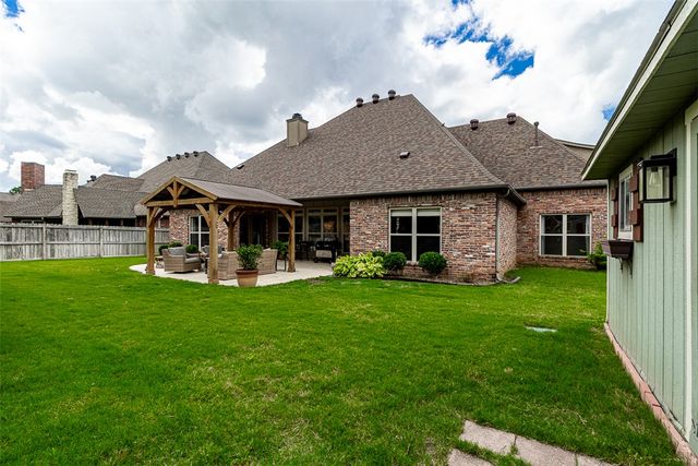 4401 Warbal Trail, Rogers, AR 72758